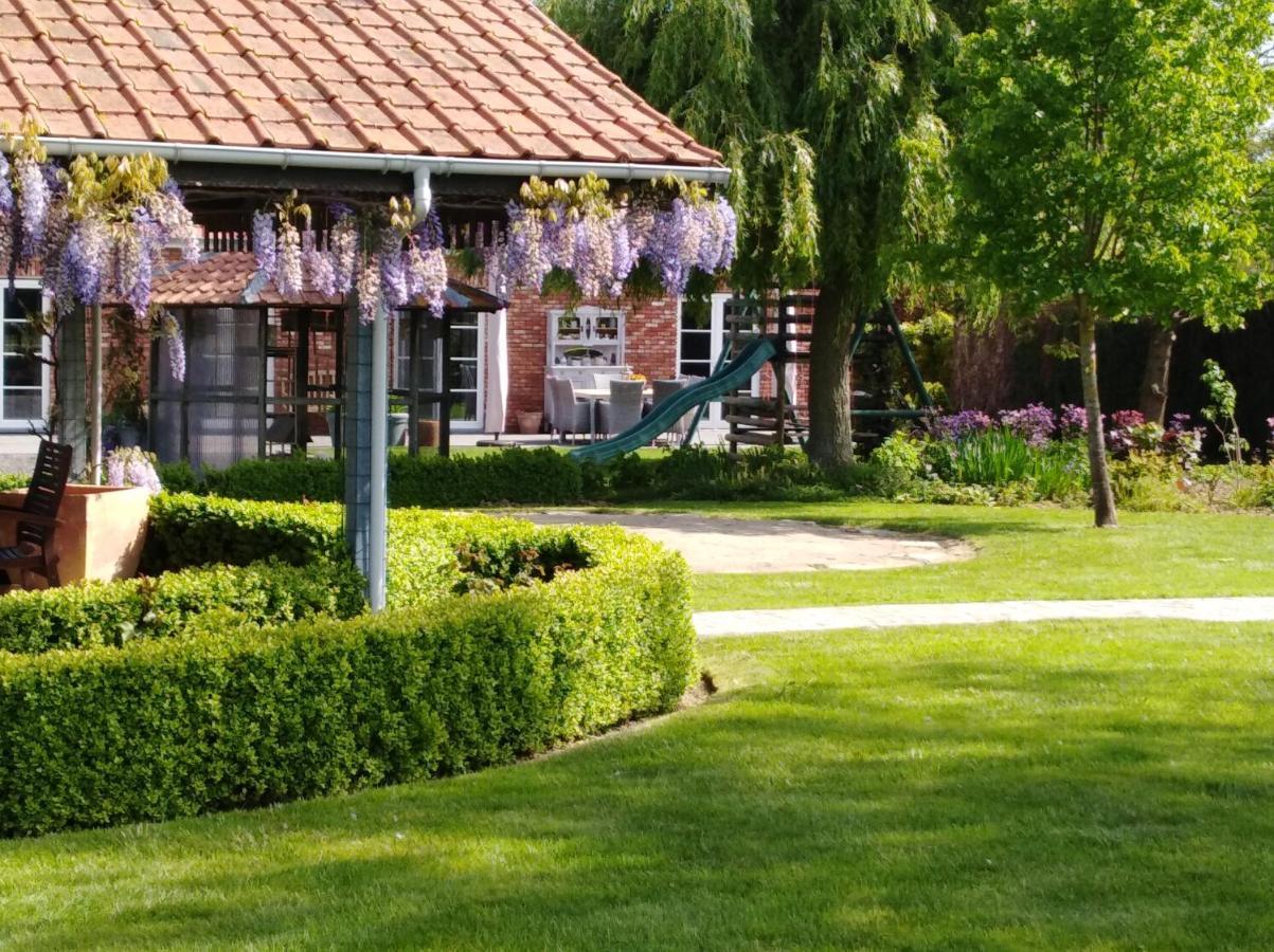 زونيبيكه 'T Hooghe Licht Bed & Breakfast المظهر الخارجي الصورة